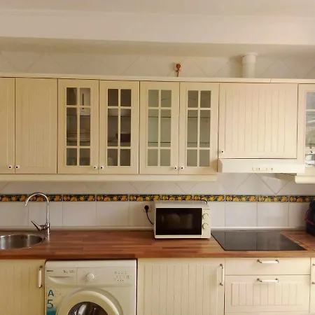 Apartamento De 1 En Calle Vela Benalmádena